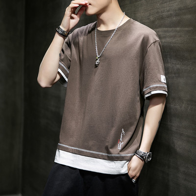 Tricou bărbătesc cu decolteu oval și inscripție - mai multe modele