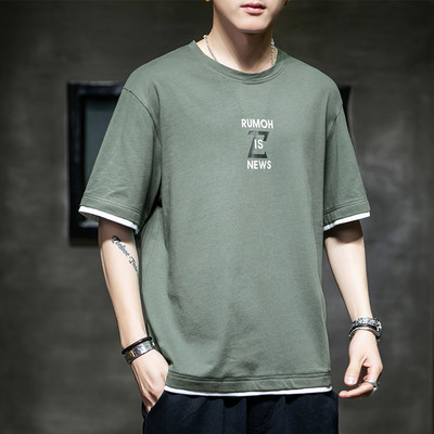 Tricou bărbătesc cu decolteu oval și inscripție - mai multe modele