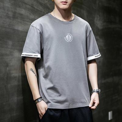 Tricou bărbătesc cu decolteu oval și inscripție - mai multe modele