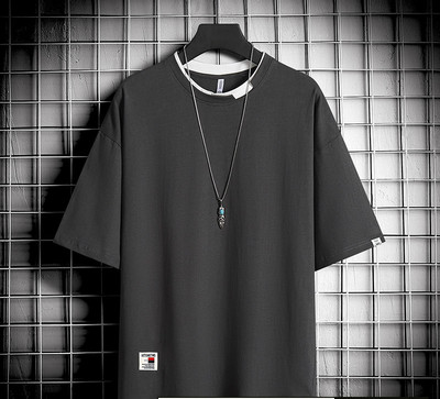 Tricou modern pentru bărbați cu decolteu rotund și mâneci 3/4