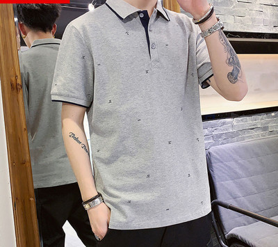 Ανδρικό μπλουζάκι με κλασικό κολάρο και κοντά μανίκια