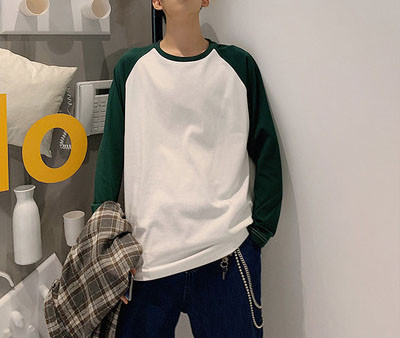 Tricou modern barbatesc cu decolteu oval - patru culori