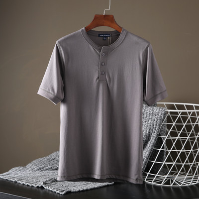 Tricou pentru bărbați cu mâneci scurte și nasturi