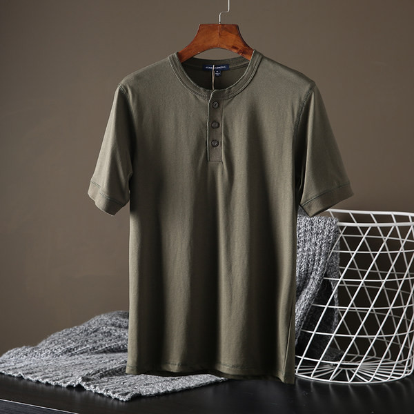 Tricou pentru bărbați cu mâneci scurte și nasturi