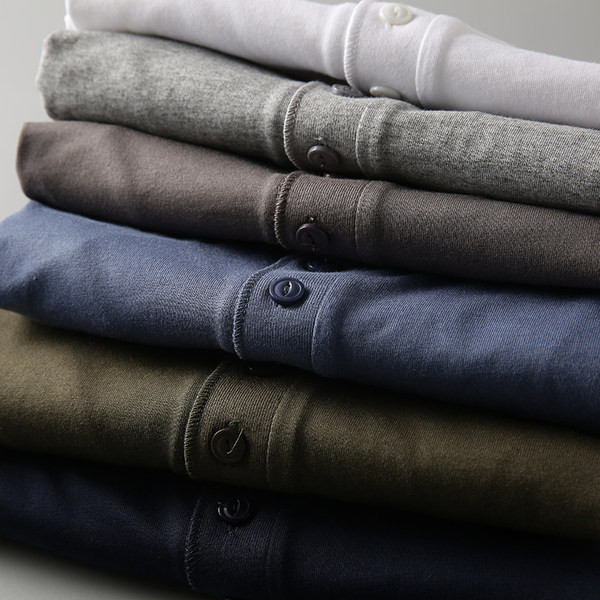 Tricou pentru bărbați cu mâneci scurte și nasturi