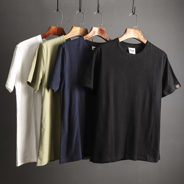 Tricou casual barbatesc cu decolteu oval si maneci scurte