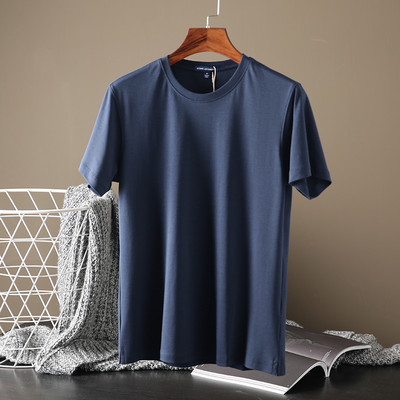 Tricou barbatesc monocolor cu decolteu rotund