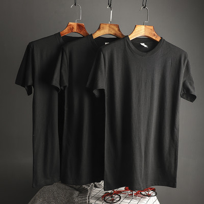 Ежедневна мъжка тениска с къс ръкав - черен цвят