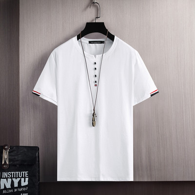 Tricou modern pentru bărbați cu decolteu și nasturi spitz