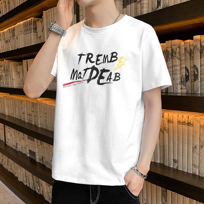 Model nou de tricou cu imprimeu si maneci scurte pentru barbati