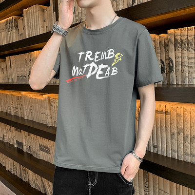 Model nou de tricou cu imprimeu si maneci scurte pentru barbati