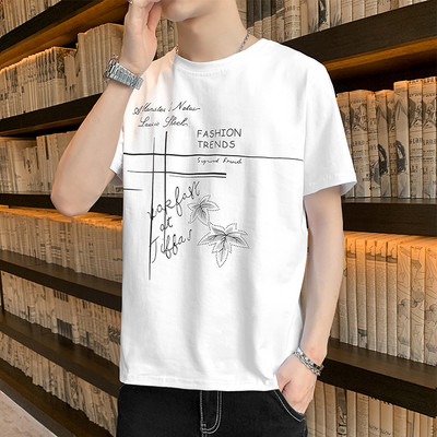 Model nou de tricou cu imprimeu si maneci scurte pentru barbati