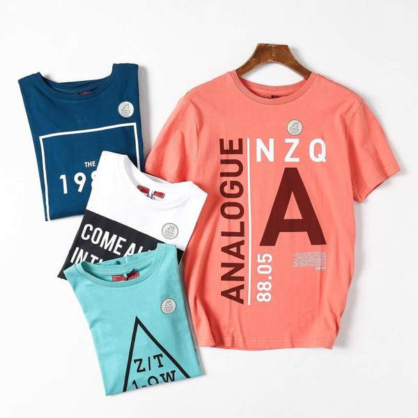 Tricou de primăvară-vară model nou cu imprimeu color