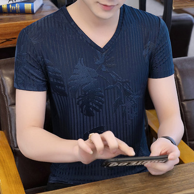 Tricou barbatesc cu decolteu spitz - doua modele