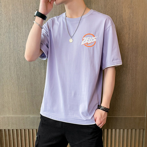 Tricou larg pentru bărbați cu inscripție și decolteu în formă de O