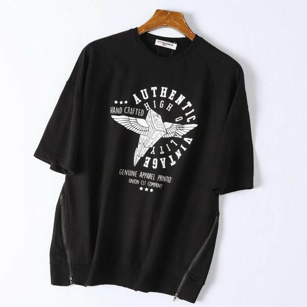 Tricou barbatesc cu imprimeu si fermoare laterale