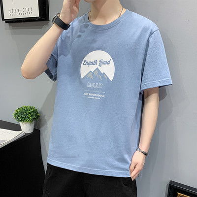 Ljetna muška majica s ovalnim izrezom i kratkim rukavima