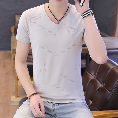 Tricou pentru bărbați cu decolteu spitz și mâneci scurte