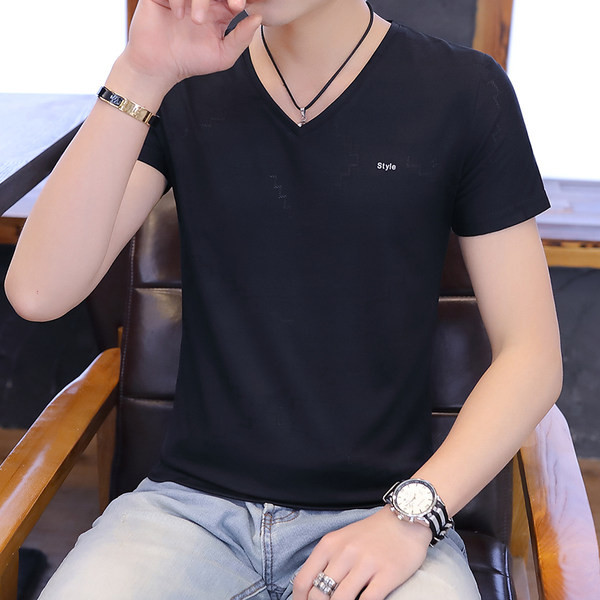 Tricou pentru bărbați cu decolteu spitz și mâneci scurte