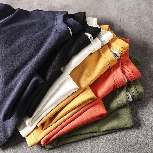 Tricou bărbătesc din bumbac cu decolteu rotund - model uni