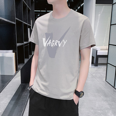 Tricou bărbătesc cu inscripție și decolteu oval