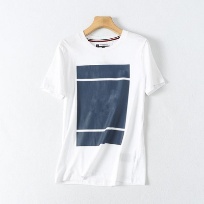 Ежедневна мъжка тениска с къс ръкав и овално деколте