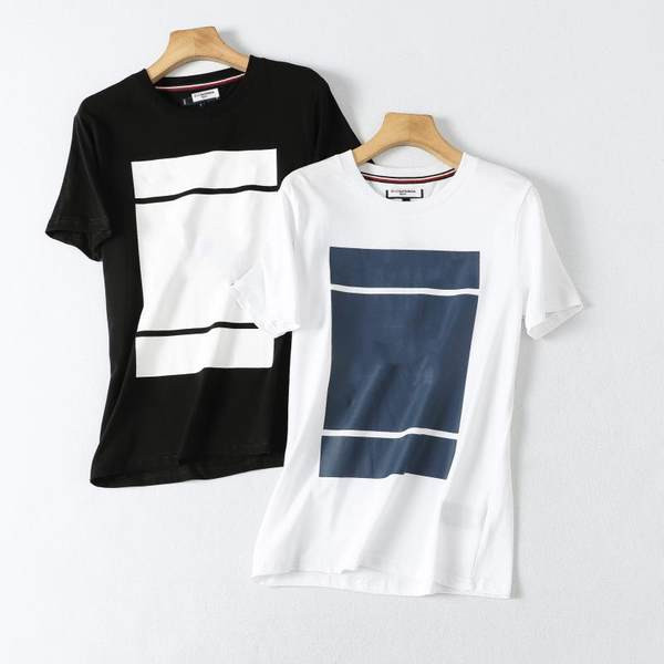 Ежедневна мъжка тениска с къс ръкав и овално деколте