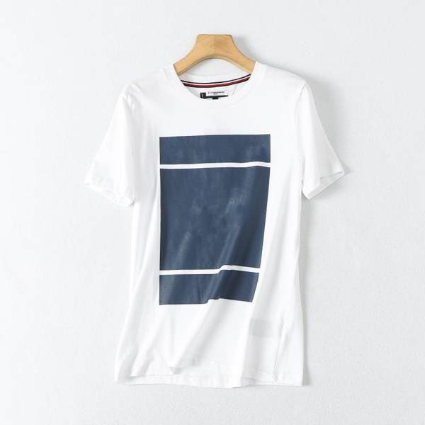 Ежедневна мъжка тениска с къс ръкав и овално деколте