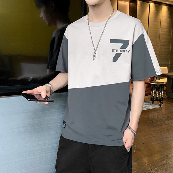 Нов модел тениска с апликация и къс ръкав