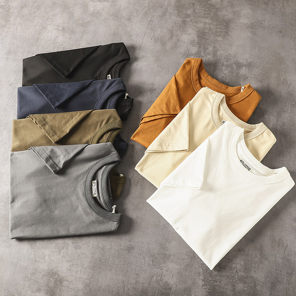 Tricou bărbătesc din bumbac cu mâneci scurte și decolteu rotund