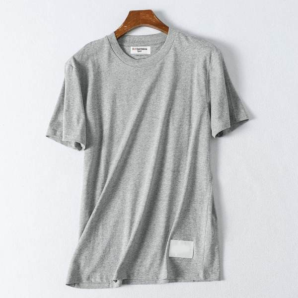 Изчистен модел лятна тениска с къс ръкав