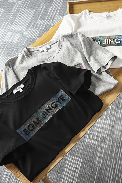 Tricou bărbătesc de vară cu inscripție 3D și aplicare de culoare