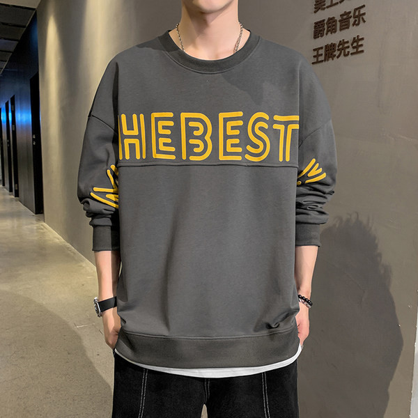 Bluză bărbătească cu inscripție și mâneci lungi