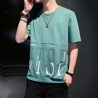 Tricou modern cu inscripții și mâneci scurte - trei modele