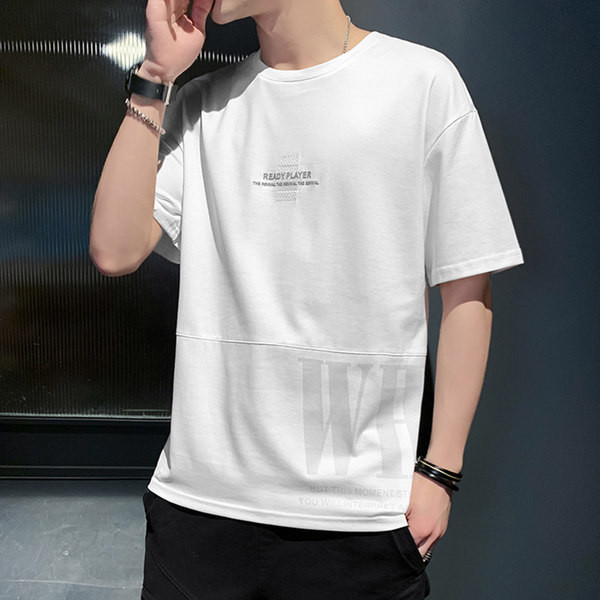 Tricou modern cu inscripții și mâneci scurte - trei modele