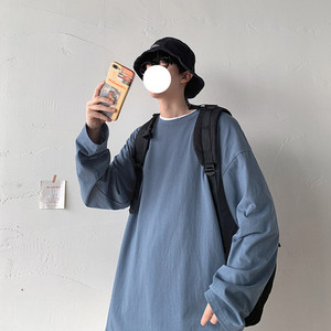 Bluză pentru bărbați de culoare uni cu decolteu oval și mâneci lungi