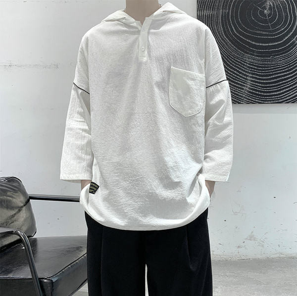 Bluză largă pentru bărbați, cu glugă și nasturi în alb și negru