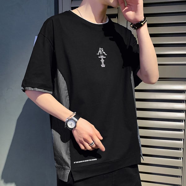 Tricou pentru bărbați cu inscripții și mâneci scurte