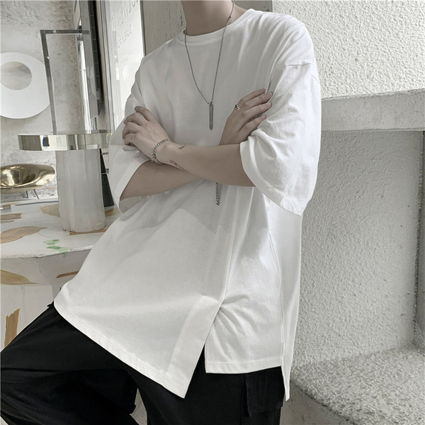 Tricou barbatesc asimetric - model larg