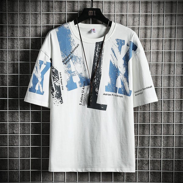 Tricou casual cu imprimeu si maneci scurte - in alb si negru