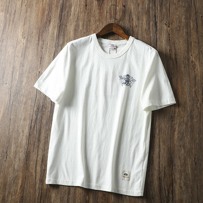 Casual καλοκαιρινό μπλουζάκι με απλικέ στο πίσω μέρος