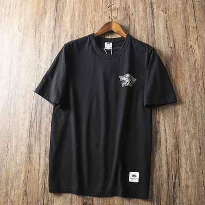 Casual καλοκαιρινό μπλουζάκι με απλικέ στο πίσω μέρος