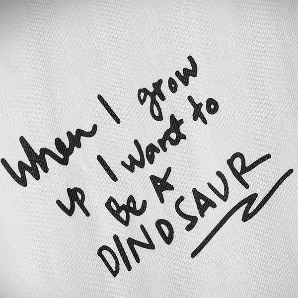 Tricou bărbați colorat cu aplicații și inscripții