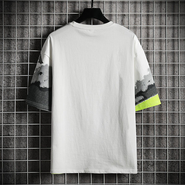 Tricou barbatesc model nou cu aplicatie si maneci scurte