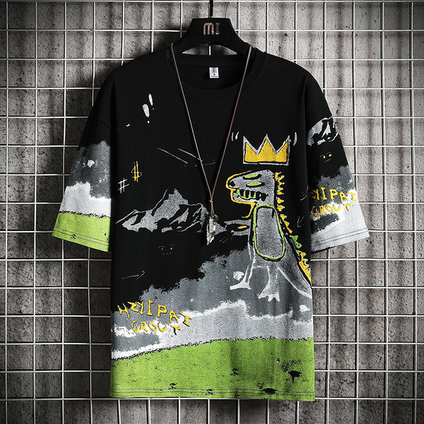 Tricou barbatesc model nou cu aplicatie si maneci scurte