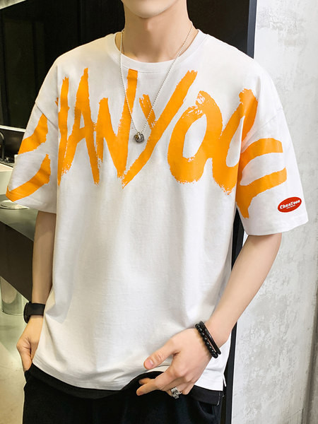 Tricou bărbați model larg cu inscripție și mâneci scurte