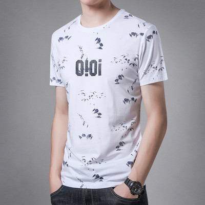 Tricou de vară cu o inscripție pentru bărbați