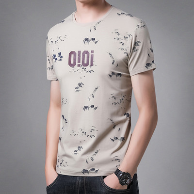 Tricou de vară cu o inscripție pentru bărbați