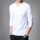 Bluză în formă de primăvară cu decolteu spitz