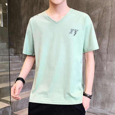 Tricou barbatesc model nou cu decolteu spitz si inscriptionare